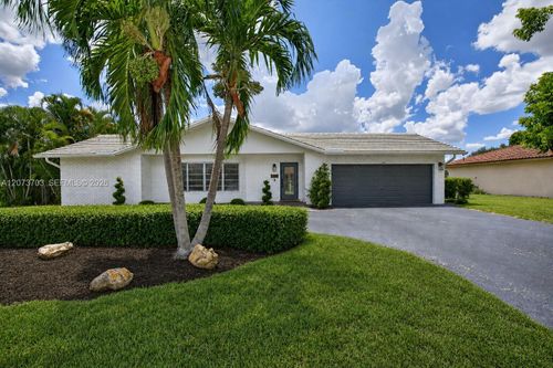 3200 Nw 114th Ter, Coral Springs, FL, 33065-3116 | Card Image