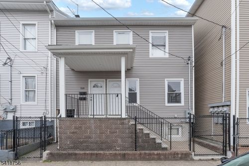 518 Summer St, Paterson, NJ, 07501-3414 | Card Image