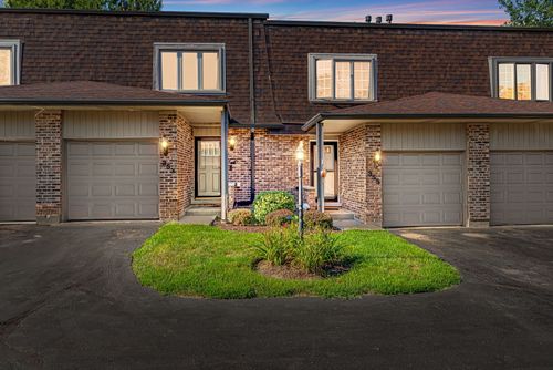 353 Getchell Ave, Grayslake, IL, 60030-2314 | Card Image