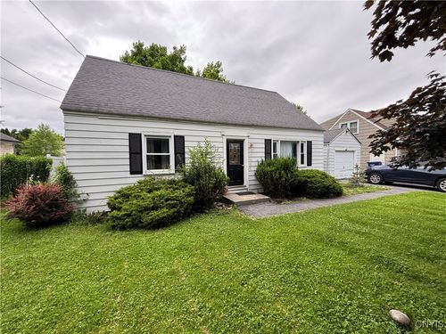 102 Canfield Dr, Syracuse, NY, 13219-2502 | Card Image