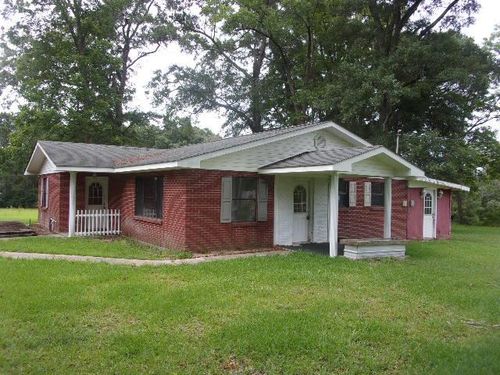 4 Cedar Grove Ln, Poplarville, MS, 39470-3538 | Card Image