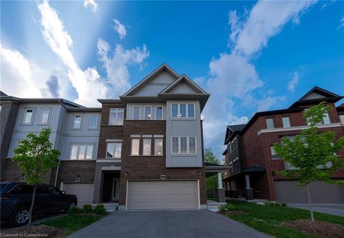 27-311 Woolwich St, Waterloo, ON, N2K0H4 | Card Image