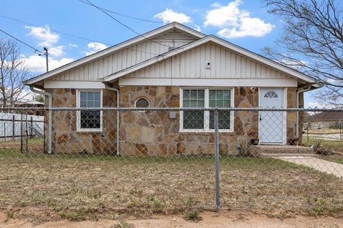 600 E Cuthbert Ave, Midland, TX, 79701-3530 | Card Image