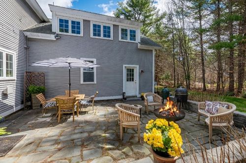 208 Benjamin Wentworth Dr, Chocorua, NH, 03817-4669 | Card Image