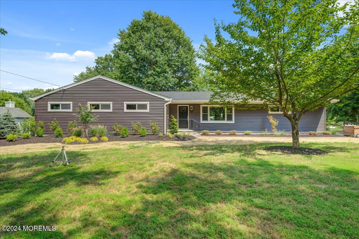 Stratford Rd, Tinton Falls, NJ 07724