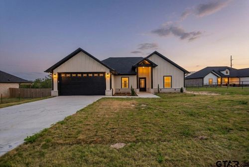3078 County Road 326 E, Tyler, TX, 75706-7606 | Card Image