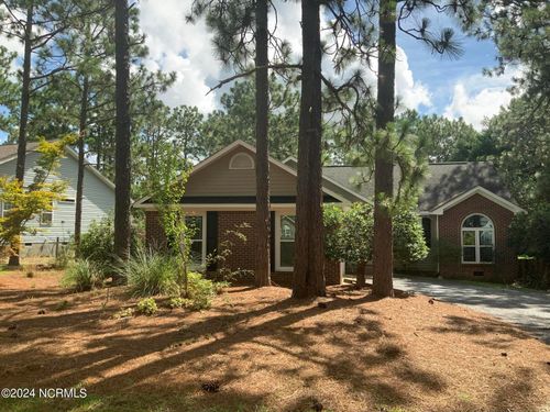 30 Winchester Rd, Pinehurst, NC, 28374-7075 | Card Image