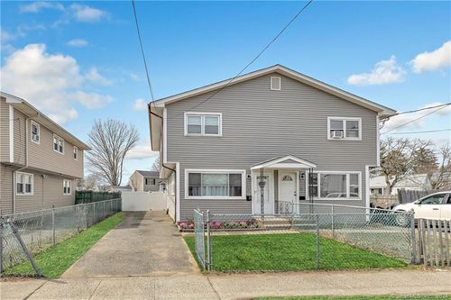 57 Woodend Rd, Stratford, CT, 06615-6936 | Card Image