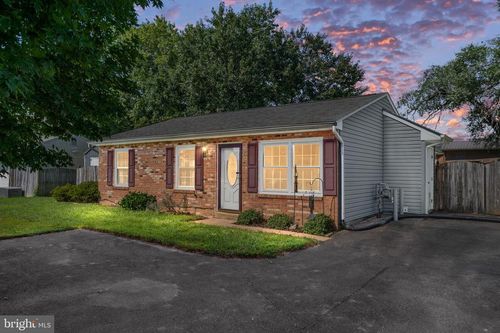 11224 Old Leavells Rd, FREDERICKSBURG, VA, 22407-6458 | Card Image
