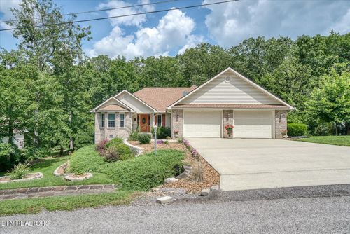 114 Bent Oak Ter, Crossville, TN, 38558-2837 | Card Image