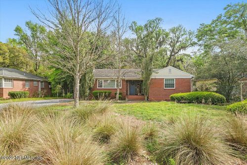 4527 Peachtree Cir E, JACKSONVILLE, FL, 32207-6417 | Card Image