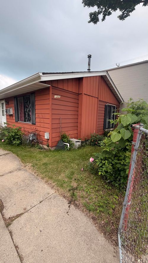 1205 Dr Martin Luther King Dr, RACINE, WI, 53404 | Card Image