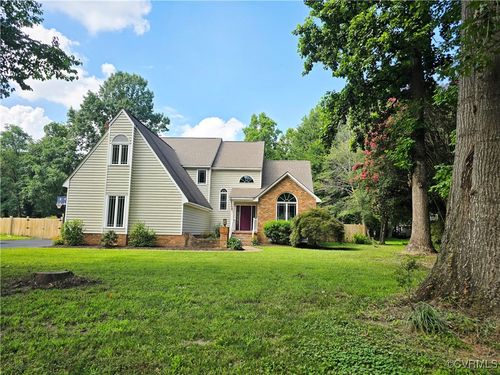 406 Rivers Bend Ct, Chester, VA, 23836-2500 | Card Image