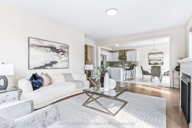 10 Hornchurch St, House other with 6 bedrooms, 5 bathrooms and 2 parking in Whitby ON | Image 20