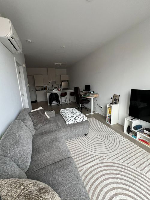 206-590 Rue Viau, Montréal, QC, H1V3G6 | Card Image