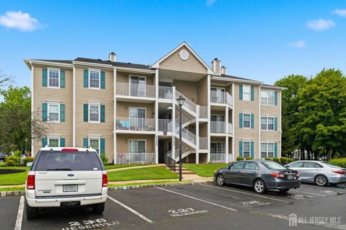 102 Albury Way, North Brunswick, NJ, 08902-4208 | Card Image