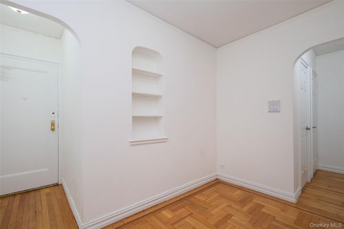 2-l-2685 Creston Ave, Bronx, NY, 10468-3639 | Card Image