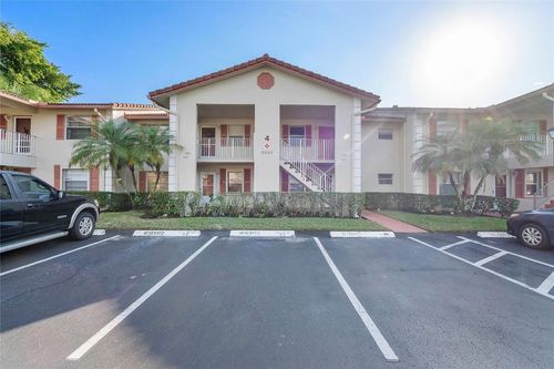 204-3051 Holiday Springs Blvd, Margate, FL, 33063-5430 | Card Image