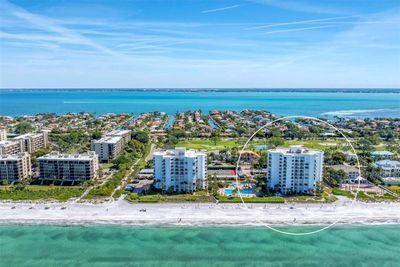 403 - 1000 Longboat Club Road, Condo with 2 bedrooms, 2 bathrooms and null parking in Longboat Key FL | Image 3