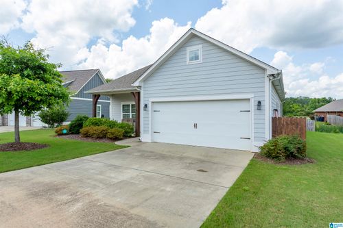 109 Shelby Farms Dr, Alabaster, AL, 35007-5075 | Card Image