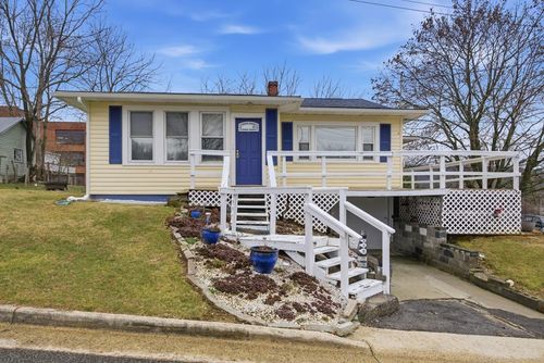 1235 W W Monroe St, Wytheville, VA, 24382-2101 | Card Image