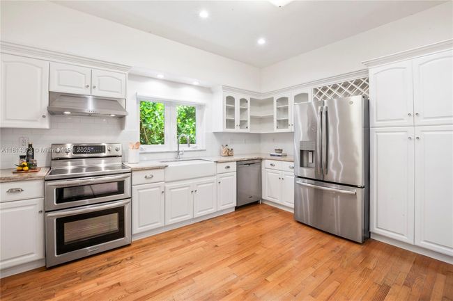 1015 Catalonia Ave, House other with 3 bedrooms, 3 bathrooms and null parking in Coral Gables FL | Image 31