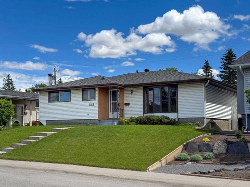 548 Mcintosh Rd Ne, Calgary, AB, T2E5Z3 | Card Image