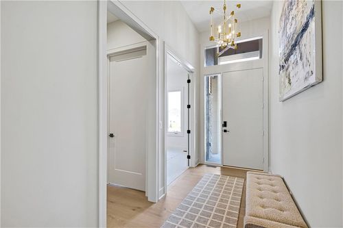 22097 W 93rd Ter, Lenexa, KS, 66220-2525 | Card Image