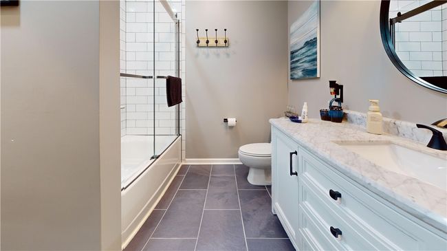 Guest Bath | Image 16