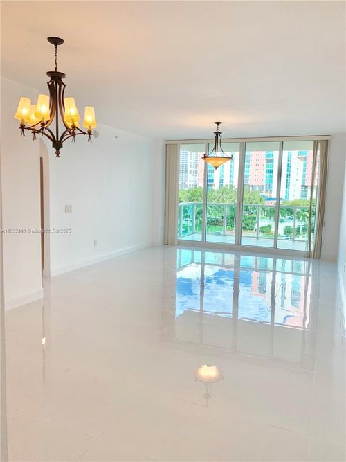 apt-605-3340 Ne 190th St, Aventura, FL, 33180-2663 | Card Image