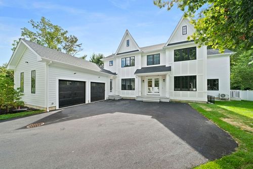 42 Bow Rd, Newton, MA, 02459-2513 | Card Image