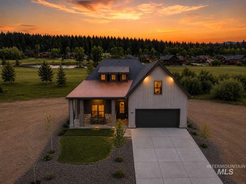 1452 Mountain Meadow Dr, McCall, ID, 83638-4002 | Card Image