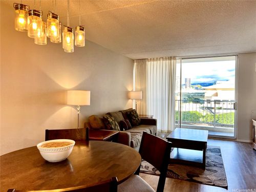 apt-1012-400 Hobron Ln, Honolulu, HI, 96815-1202 | Card Image