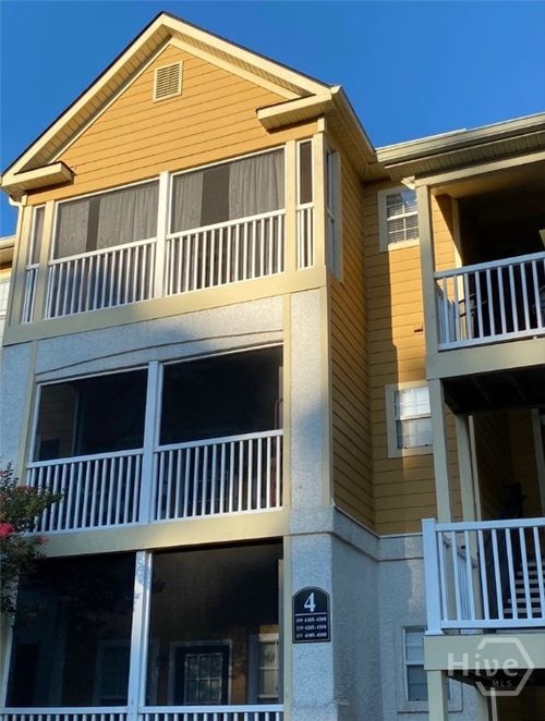 4305 Walden Park Dr, Savannah, GA, 31410-4901 | Card Image