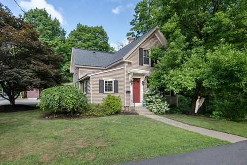 21 Lincoln St, Medway, MA, 02053-1639 | Card Image