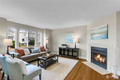 2 - 624 Daley Street, Townhouse with 2 bedrooms, 1 bathrooms and 1 parking in Edmonds WA | Image 2