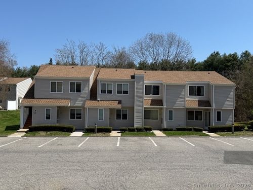 31 Cortland Pl, Ansonia, CT, 06401-3344 | Card Image