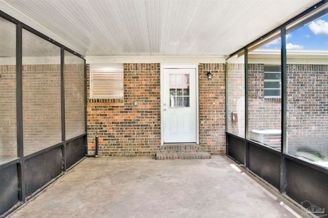 913 Bartow Ave, House other with 4 bedrooms, 2 bathrooms and null parking in PENSACOLA FL | Image 16