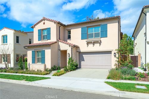 57 Suede, Irvine, CA, 92602-1861 | Card Image