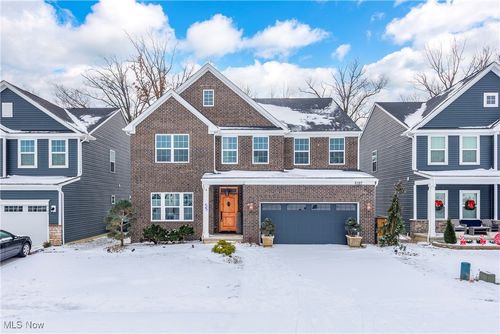 6187 Krystina Run, Lorain, OH, 44053-1835 | Card Image