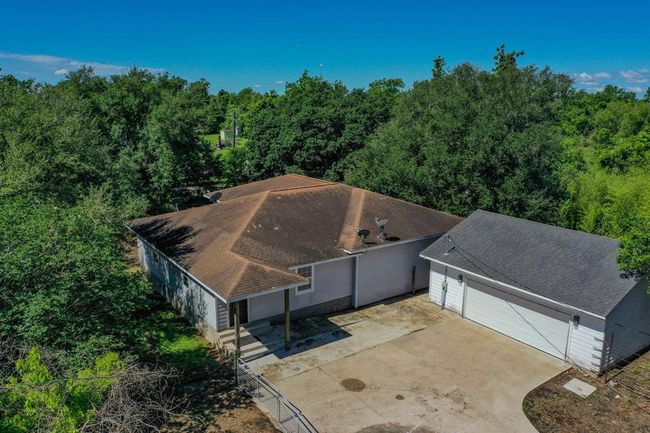 403 Fern Ln, House other with 5 bedrooms, 2 bathrooms and 1 parking in Wharton TX | Image 28