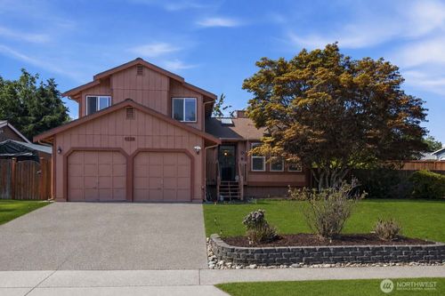 1239 Juniper Dr Se, Olympia, WA, 98513-6647 | Card Image