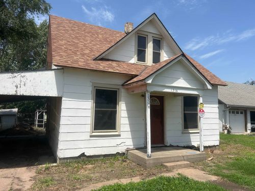 1316 N A St, Wellington, KS, 67152-4318 | Card Image