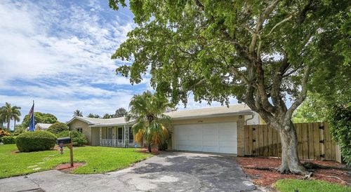 2750 Se 3rd Street, Pompano Beach, FL, 33062 | Card Image