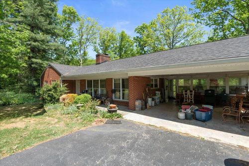 6671 Suncrest Dr, Roanoke, VA, 24014-6617 | Card Image