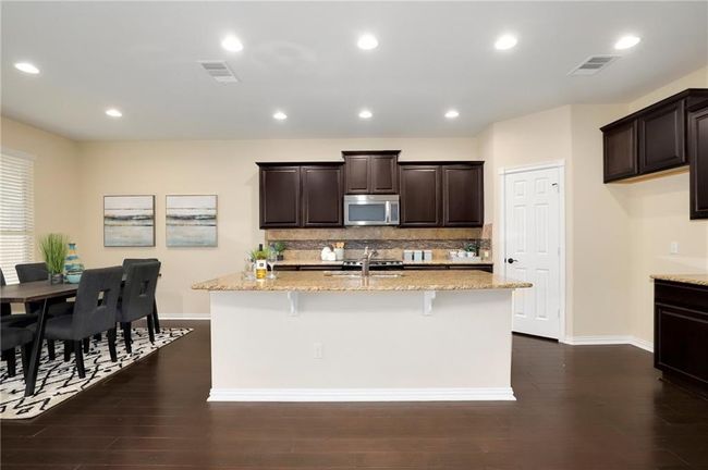 9901 Wading Pool Path, House other with 3 bedrooms, 3 bathrooms and 4 parking in Austin TX | Image 10