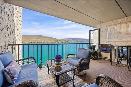 164 Cliffside Dr, Canandaigua, NY, 14424-8824 | Card Image