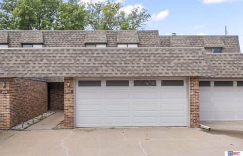 3515 Neerpark Dr, Lincoln, NE, 68506-4530 | Card Image
