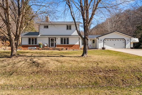 E10880 County Road P, Westby, WI, 54667-8377 | Card Image