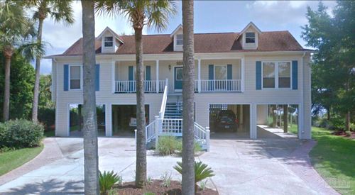 7825 Petersen Point Rd, Milton, FL, 32583-8599 | Card Image